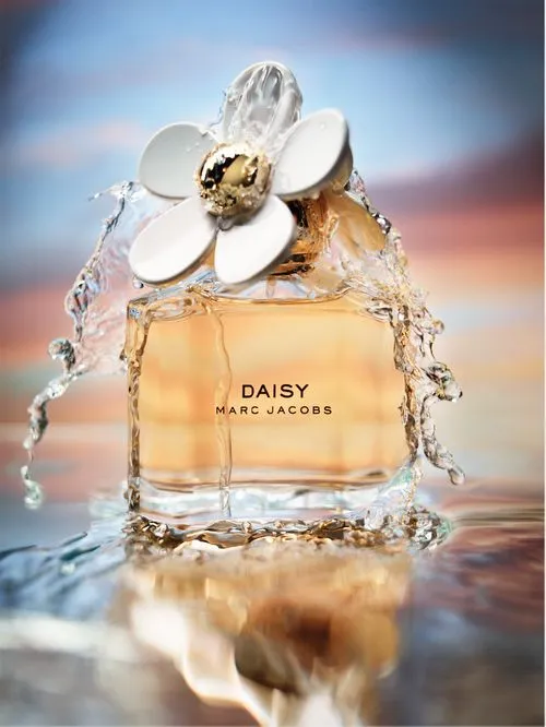 اسم چند تا عطر خوشبو زنانه